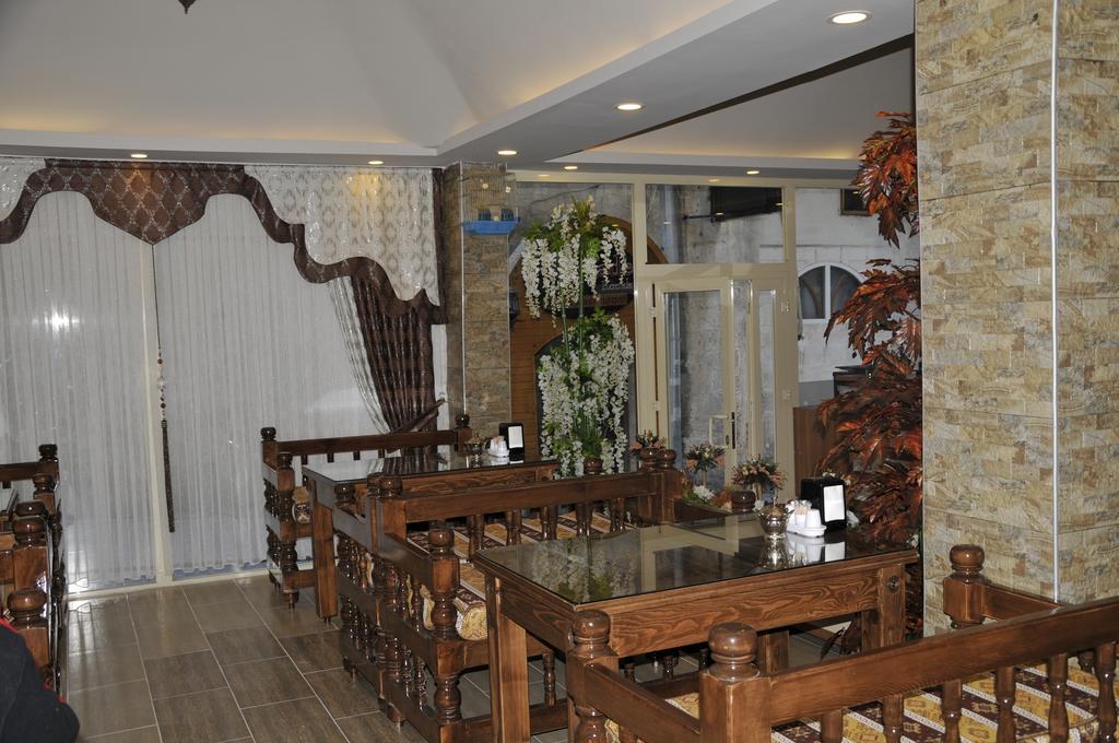 Ahranis Hotel 샤늘르우르파 외부 사진
